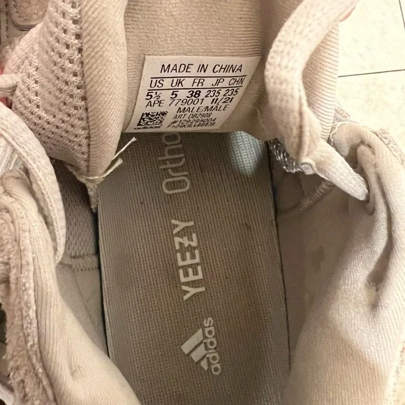 YEEZY 500 - Picture 6 of 6